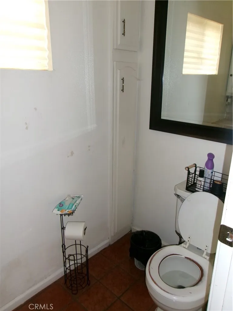 7926 Wilcox, Cudahy, California 90201 home-pic-22