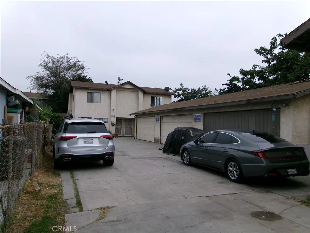 7926 Wilcox, Cudahy, California 90201 home-pic-5