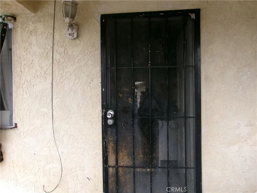 7926 Wilcox, Cudahy, California 90201 home-pic-10