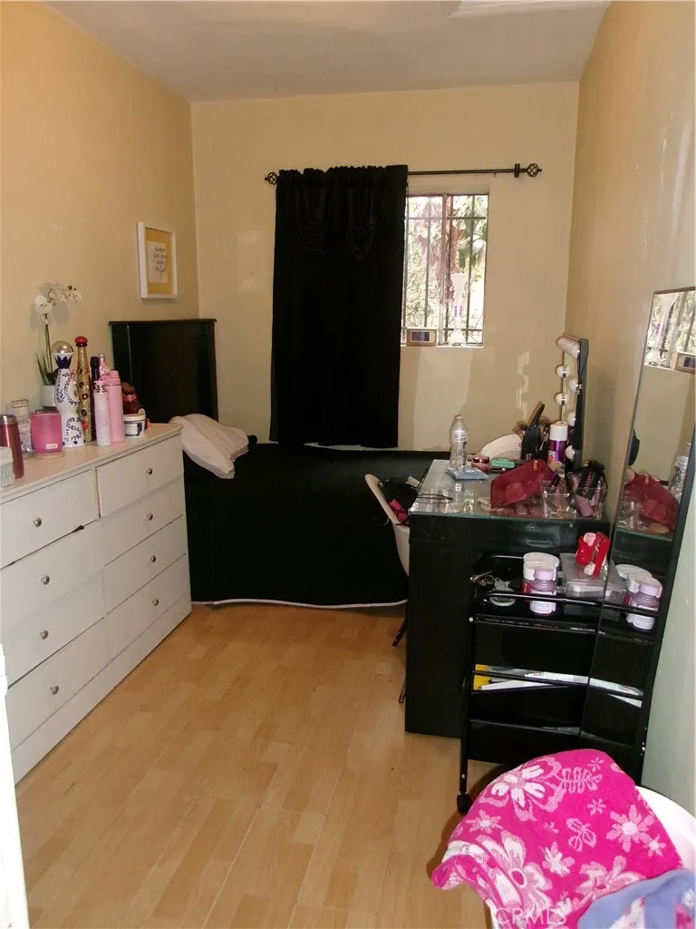 7926 Wilcox, Cudahy, California 90201 home-pic-14
