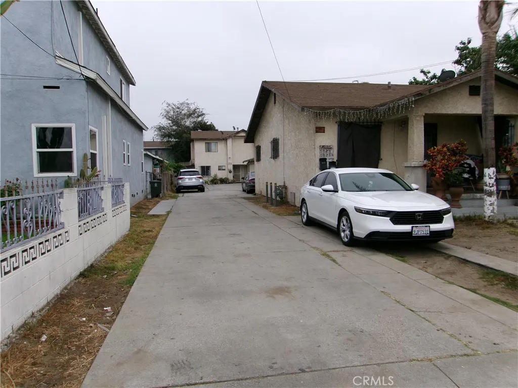 7926 Wilcox, Cudahy, California 90201 home-pic-2