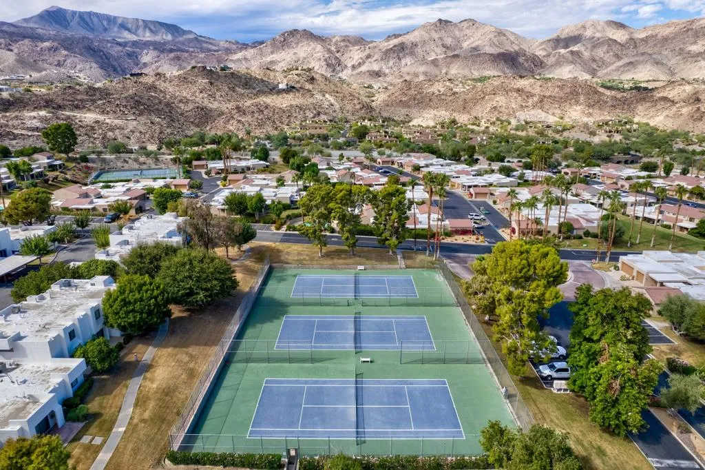 72516 Sandstone Lane, Palm Desert, California 92260 home-pic-39