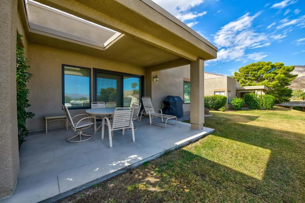 72516 Sandstone Lane, Palm Desert, California 92260 home-pic-28