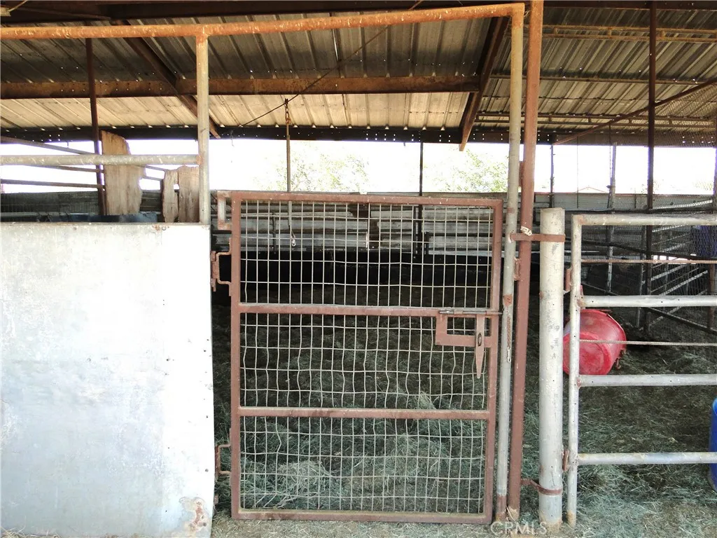 16350 Hercules, Hesperia, California 92345 home-pic-34