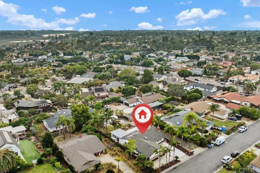 2363 Kenwyn Street, Oceanside, California 92054 home-pic-2