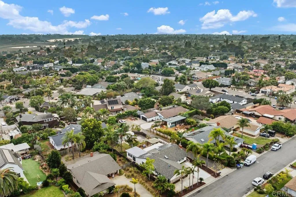 2363 Kenwyn Street, Oceanside, California 92054 home-pic-34