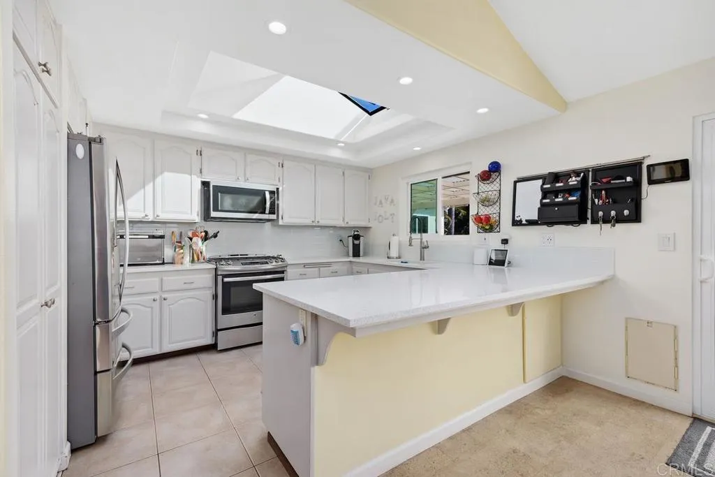 2363 Kenwyn Street, Oceanside, California 92054 home-pic-13