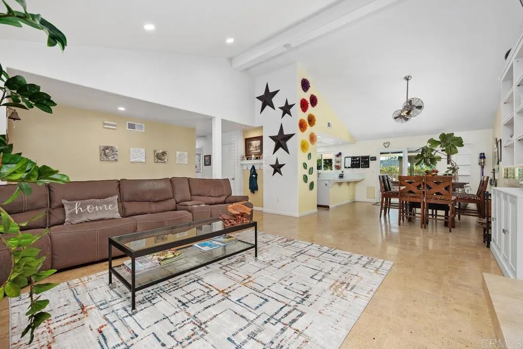 2363 Kenwyn Street, Oceanside, California 92054 home-pic-11