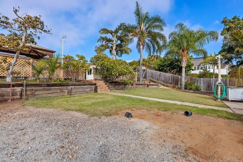2363 Kenwyn Street, Oceanside, California 92054 home-pic-29