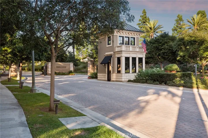 50 Whitehall Lane, Newport Beach, California 92660