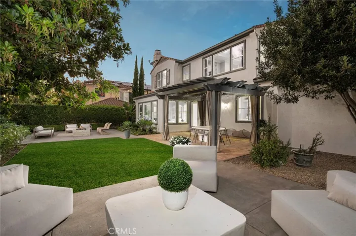 50 Whitehall Lane, Newport Beach, California 92660