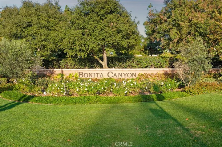 50 Whitehall Lane, Newport Beach, California 92660