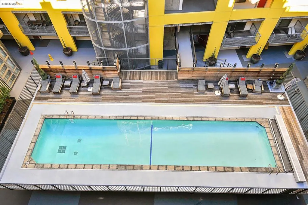 311 Oak St. 801, Oakland, California 94607 home-pic-35