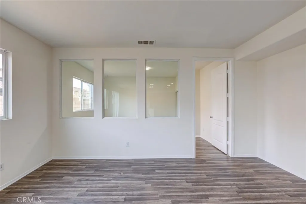 44256 Sunmist, Lancaster, California 93535 home-pic-18