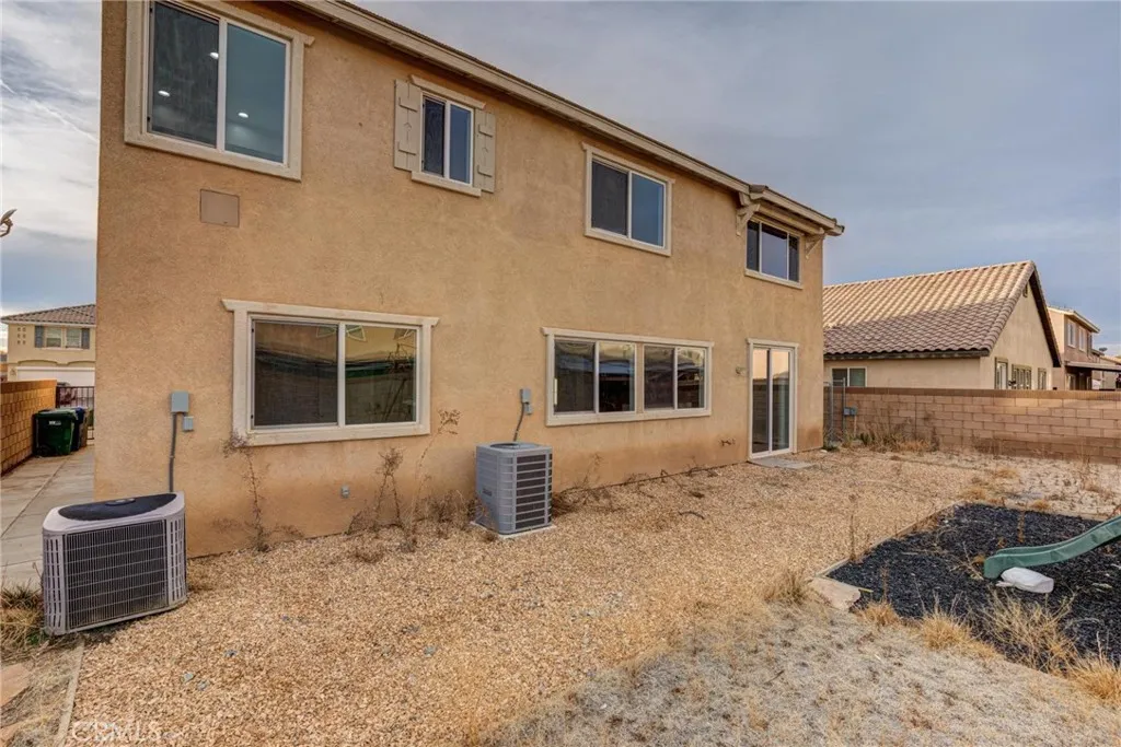 44256 Sunmist, Lancaster, California 93535 home-pic-43