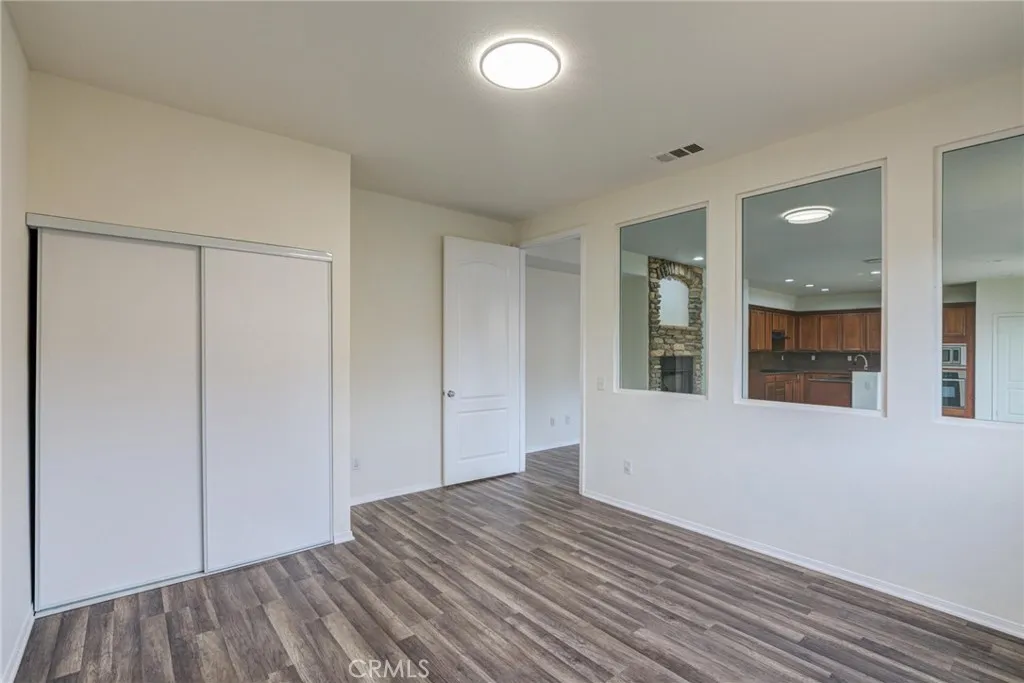 44256 Sunmist, Lancaster, California 93535 home-pic-20