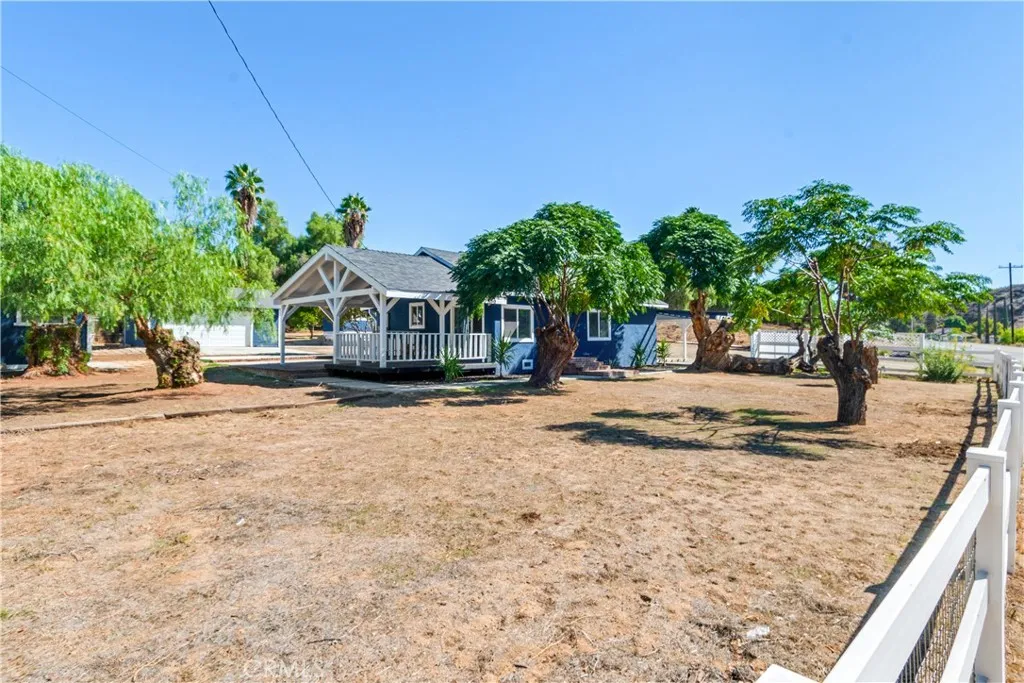 16672 Mockingbird Canyon Road, Riverside, California 92504 home-pic-28