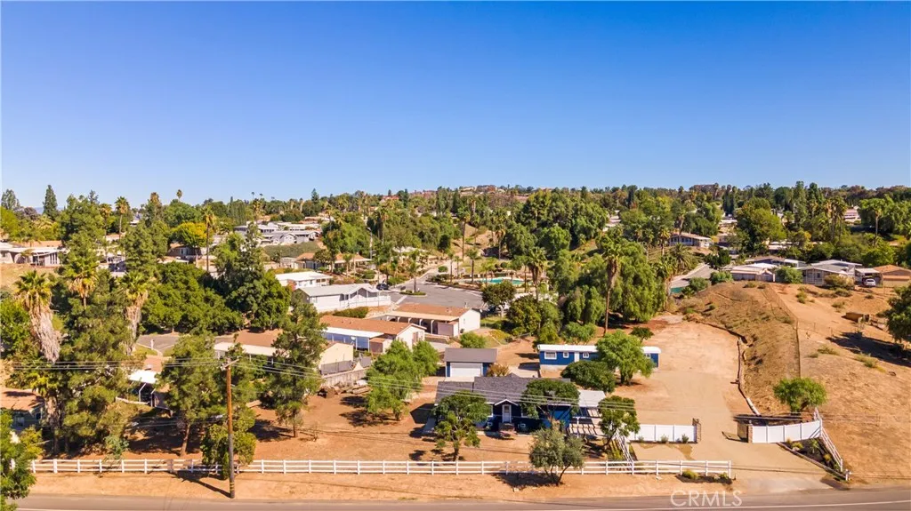 16672 Mockingbird Canyon Road, Riverside, California 92504 home-pic-30