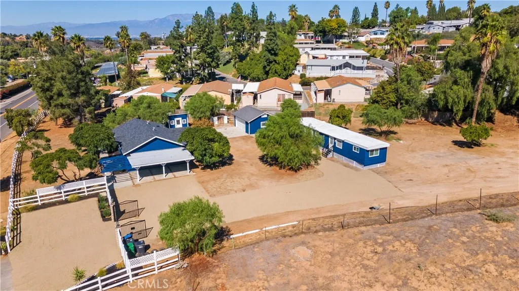 16672 Mockingbird Canyon Road, Riverside, California 92504 home-pic-2