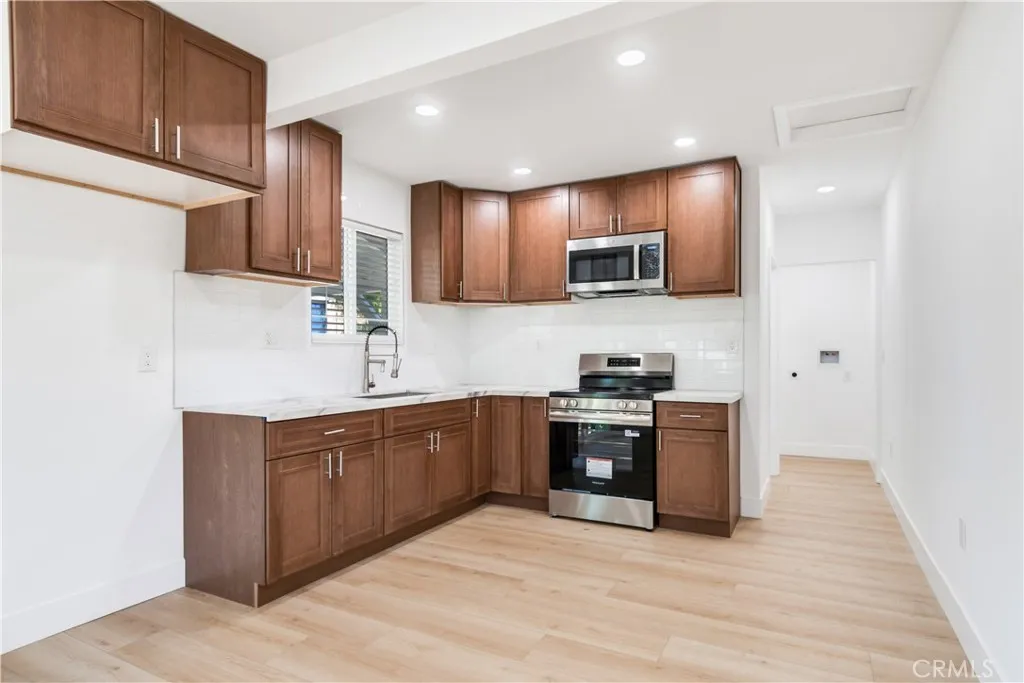 16672 Mockingbird Canyon Road, Riverside, California 92504 home-pic-7