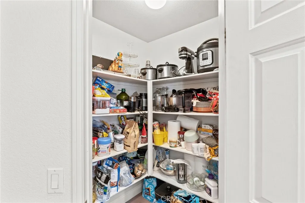 29225 Hydrangea, Murrieta, California 92563 home-pic-7