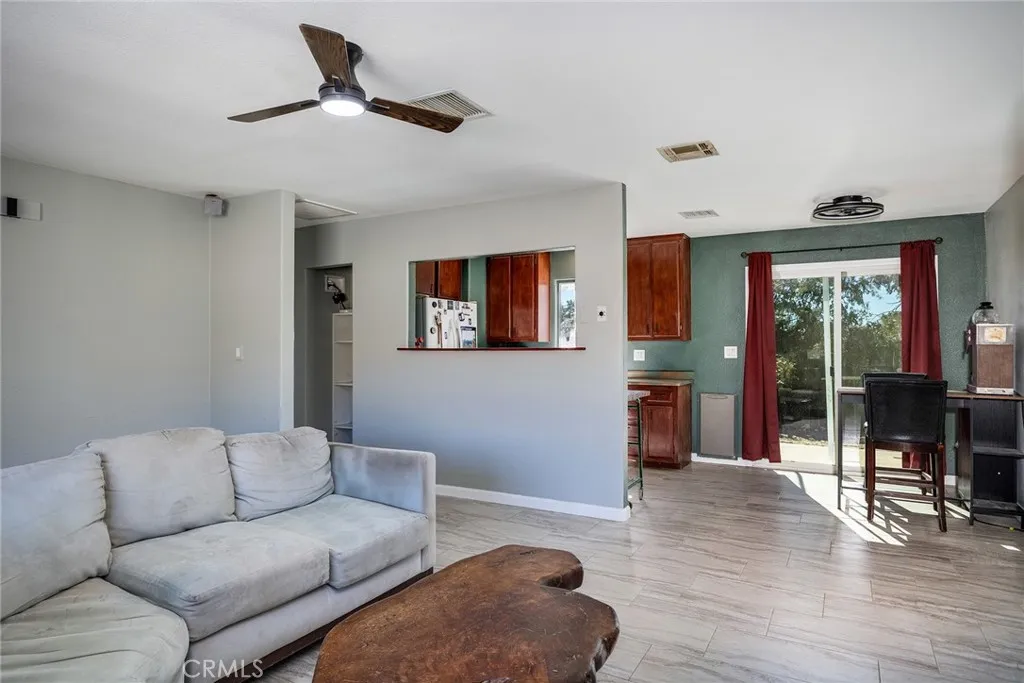 49437 Pioneer, Morongo Valley, California 92256 home-pic-14