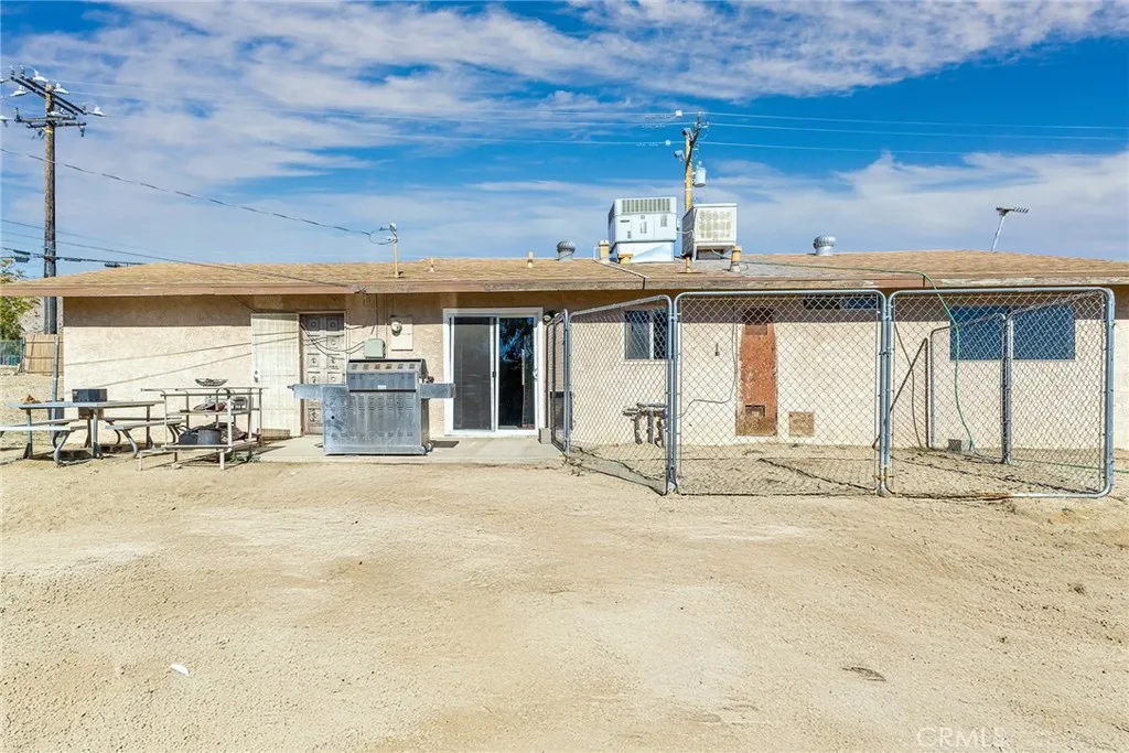 49437 Pioneer, Morongo Valley, California 92256 home-pic-2