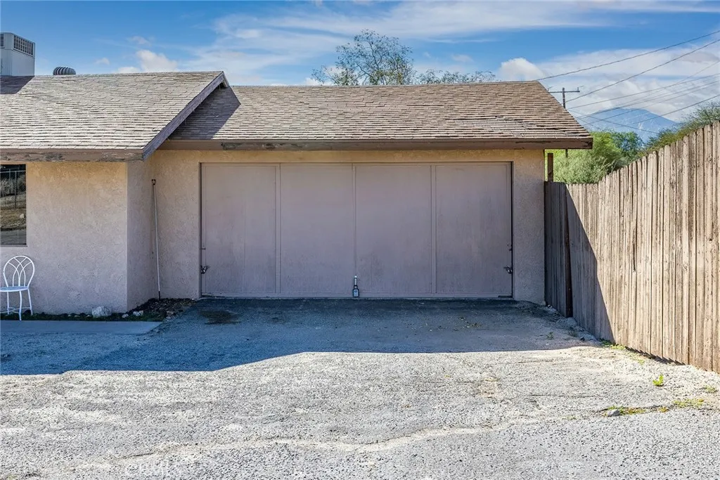 49437 Pioneer, Morongo Valley, California 92256 home-pic-9