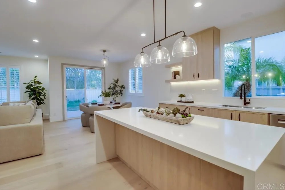 2850 Palmetto Point Ct, Chula Vista, California 91915 home-pic-19