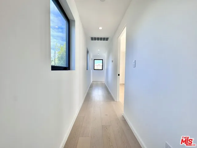 4040 Cartwright Avenue, Studio City, California 91604
