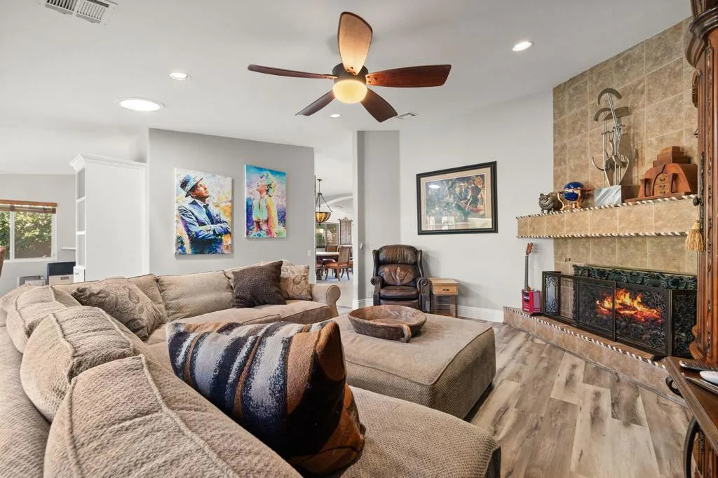 51425 Calle Quito, La Quinta, California 92253 home-pic-8