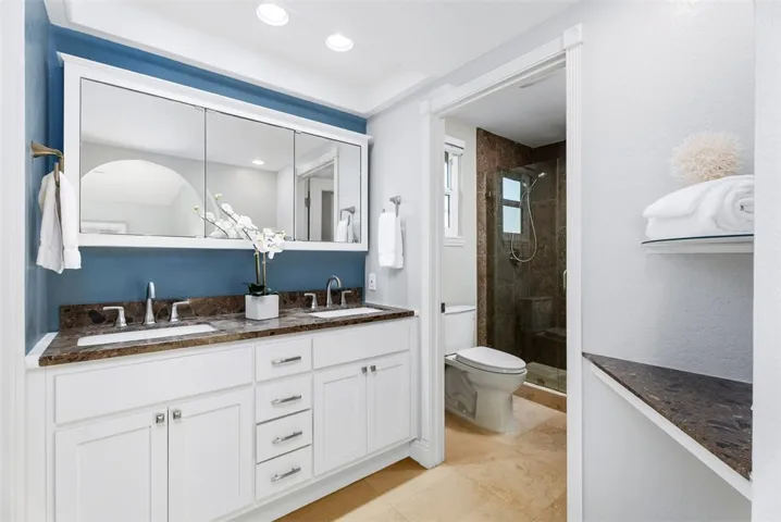 Primary ensuite bathroom