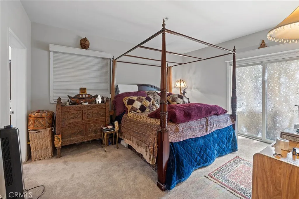 861 S Windsor Boulevard 105, Los Angeles, California 90005 home-pic-11