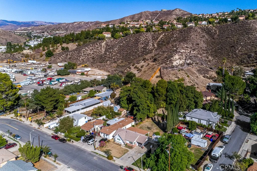 17610 Scherzinger Lane, Canyon Country, California 91387 home-pic-21