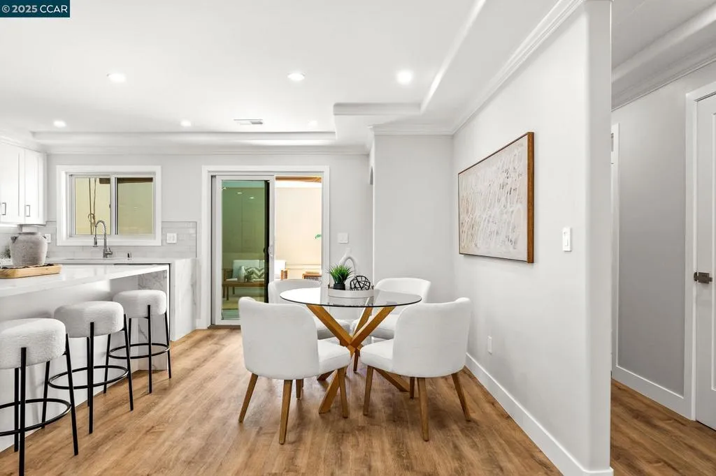 2300 Pine Knoll Drive  home-pic-22