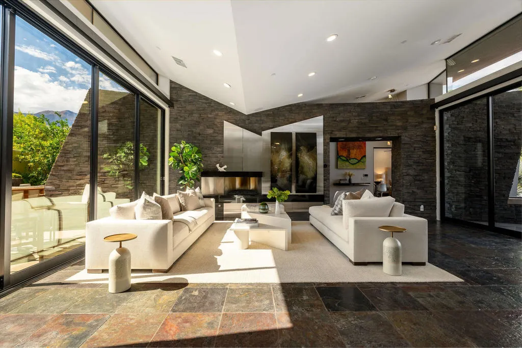 335 Patel Place, Palm Springs, California 92264 home-pic-8