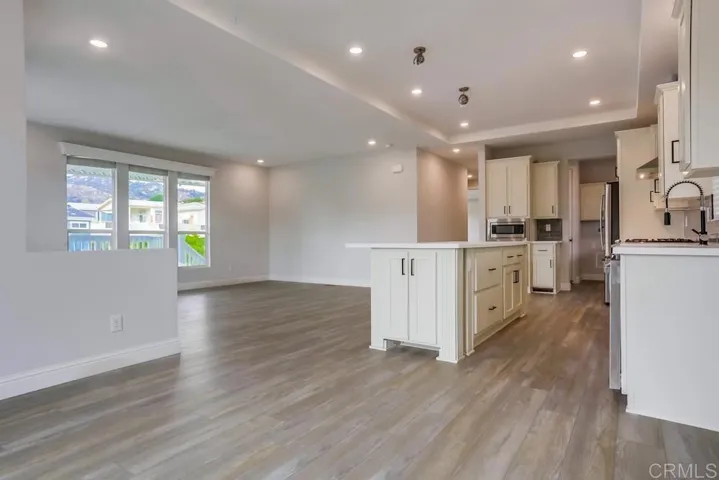 4650 Dulin Road 45, Fallbrook, California 92028