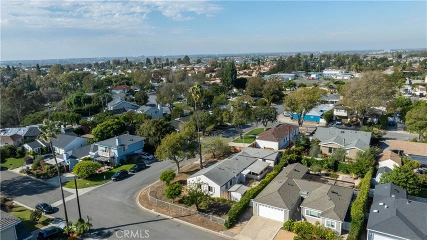 2060 State Avenue, Costa Mesa, California 92627