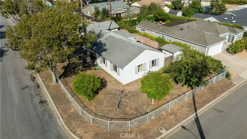 2060 State Avenue, Costa Mesa, California 92627