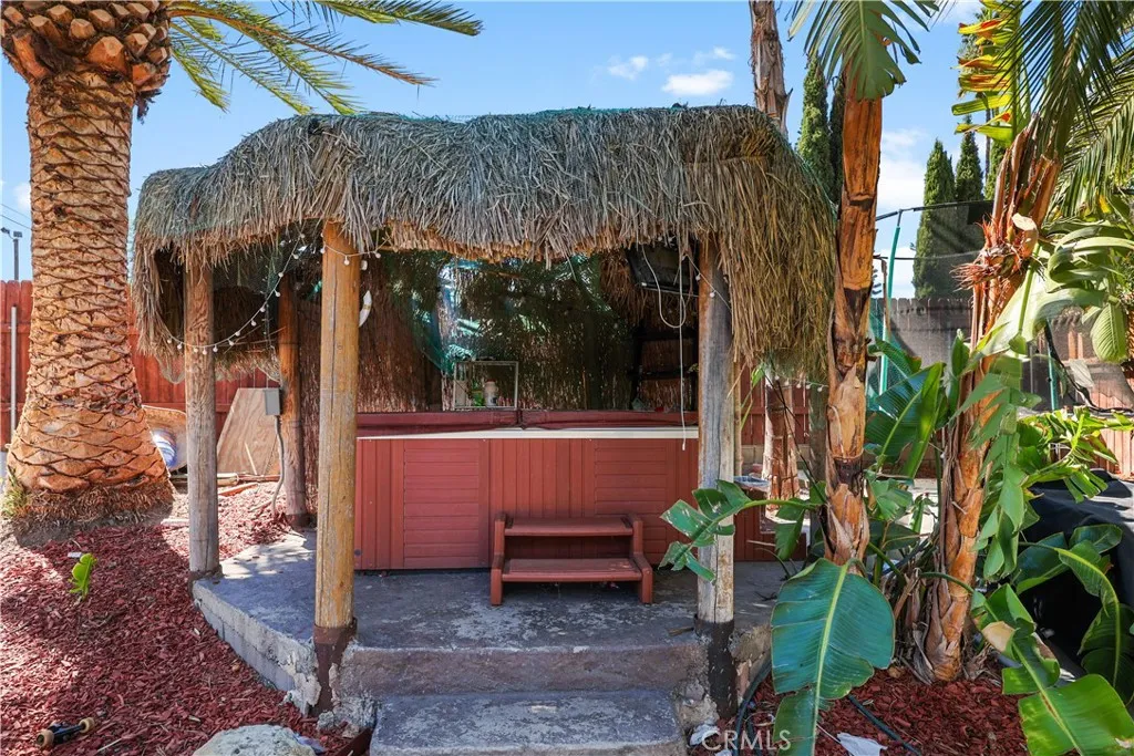 526 W 11th, Corona, California 92882 home-pic-16
