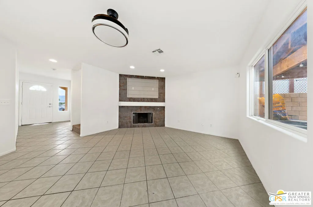 66270 Desert View Avenue, Desert Hot Springs, California 92240 home-pic-5