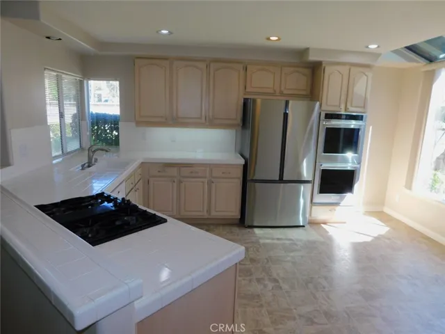 2695 Country, Westlake Village, California 91361