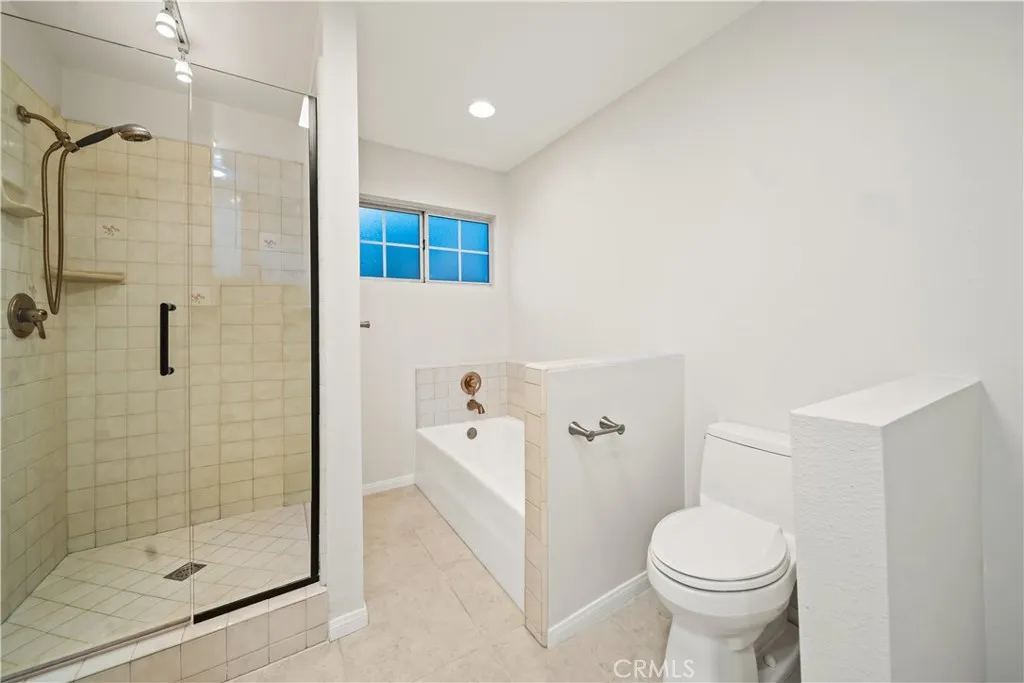 2002 Marshallfield, Redondo Beach, California 90278 home-pic-30
