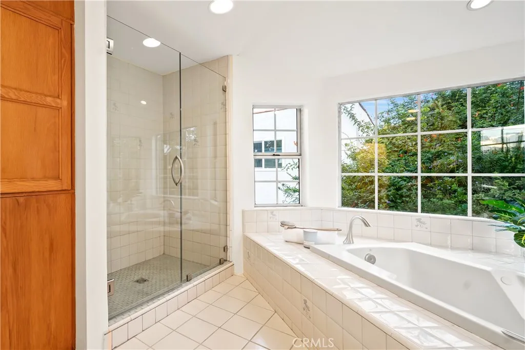 2002 Marshallfield, Redondo Beach, California 90278 home-pic-26