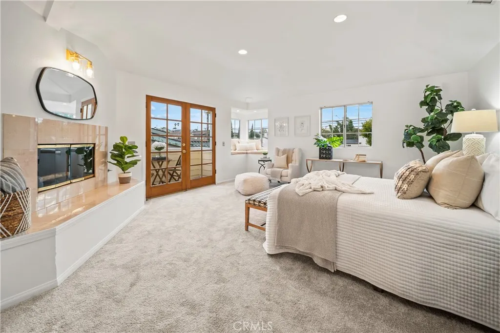 2002 Marshallfield, Redondo Beach, California 90278 home-pic-20