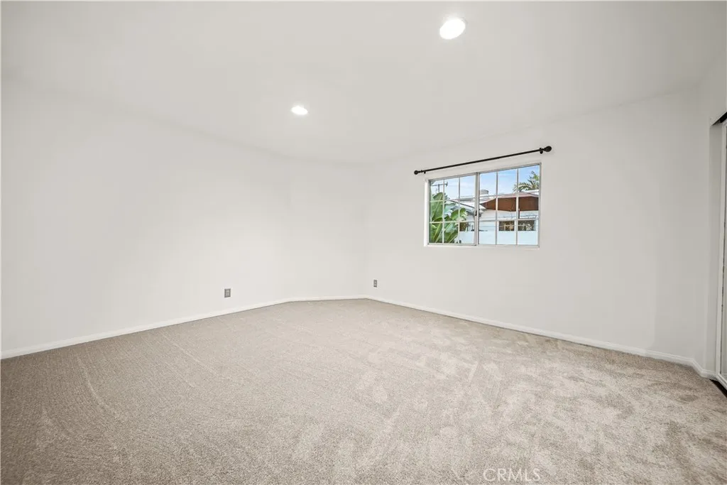 2002 Marshallfield, Redondo Beach, California 90278 home-pic-33