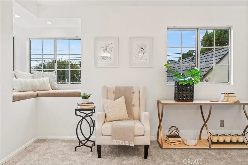 2002 Marshallfield, Redondo Beach, California 90278 home-pic-23