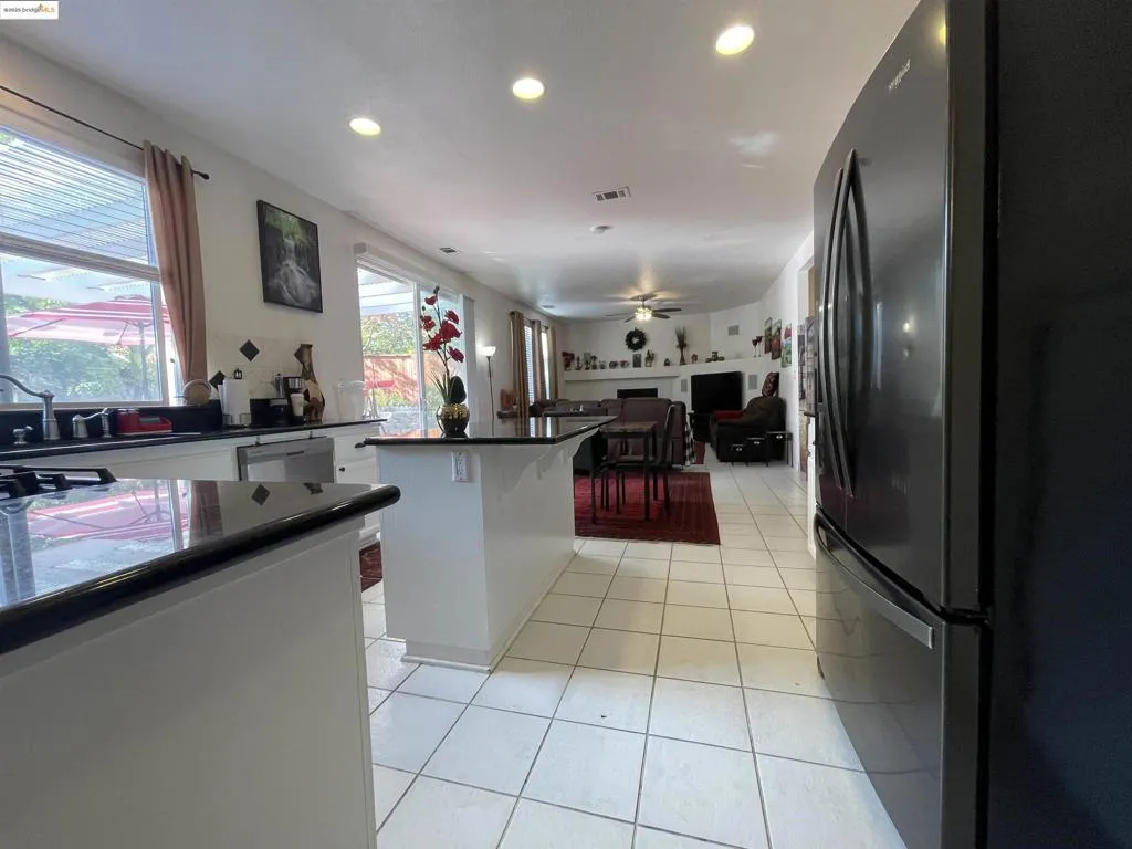 1928 Badger Pass Way, Antioch, California 94531 home-pic-8