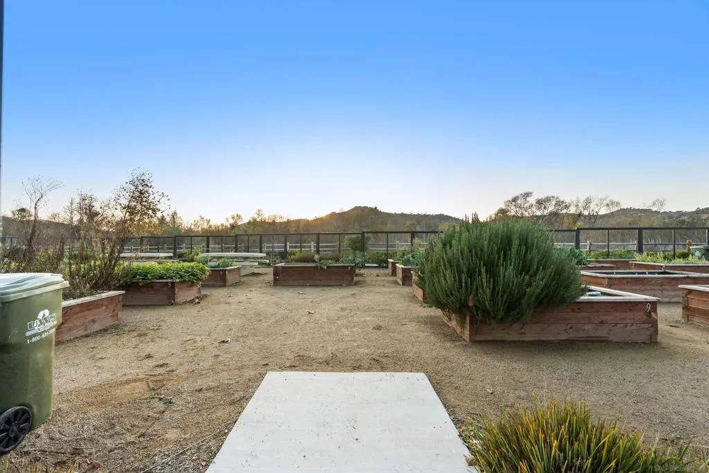 , Fallbrook, California 92028 home-pic-46