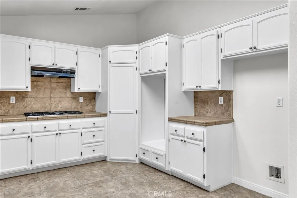 14486 Willow St, Hesperia, California 92345 home-pic-7